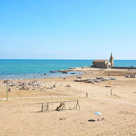 Hotel Sara 3*