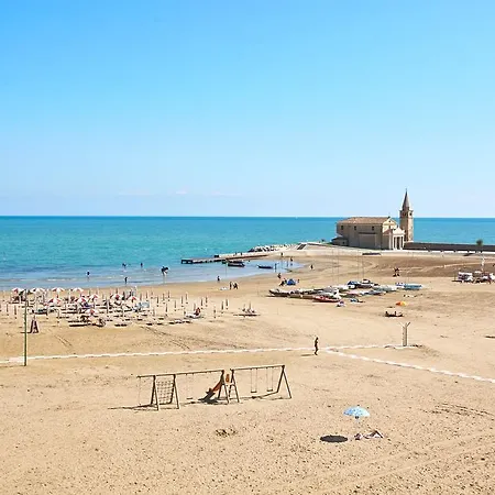 Hotel Sara 3*