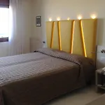 Sara 3*