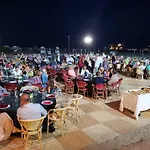 Sara فندق 3*